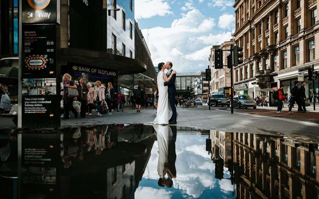 An Awesome Glasgow wedding at 29 Members Bar